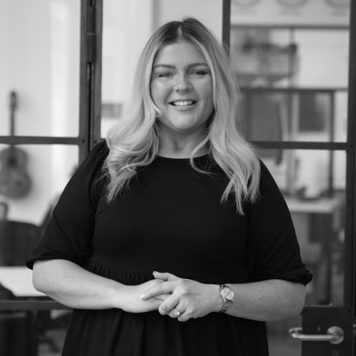 Eimear Headshot | 2022